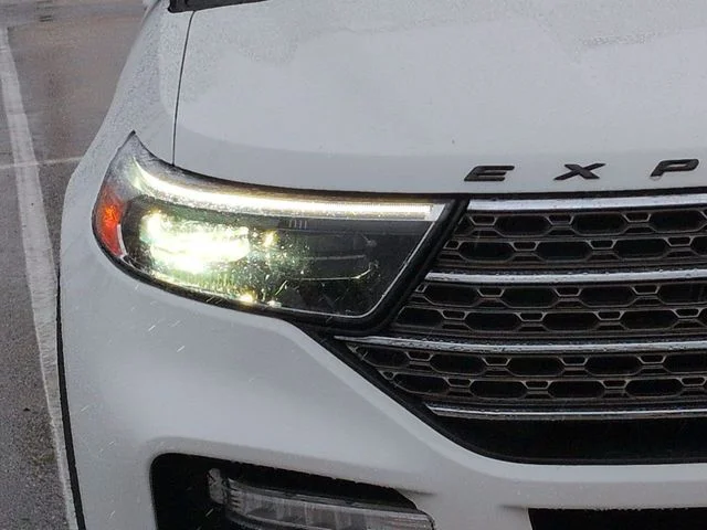Certified Used 2023 White Metallic Ford King Ranch image 10