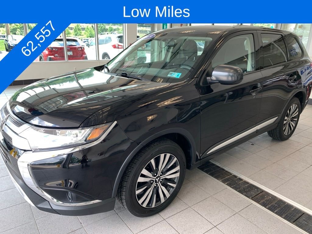 Used 2019  Mitsubishi ES image 2