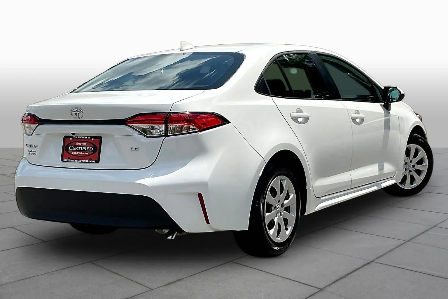 Used 2026 Ice Cap Toyota LE image 13