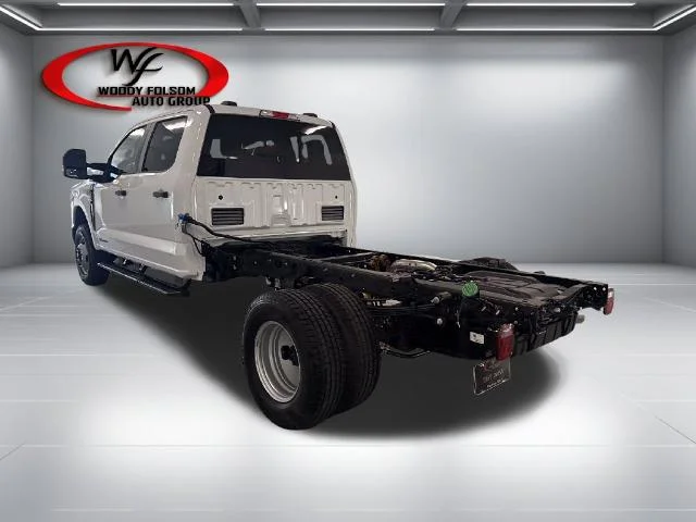 New 2027 Oxford White Ford F-350® XL image 26