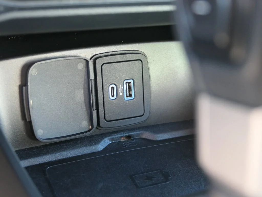 Used 2022 Gray Metallic Ford Outer Banks image 21