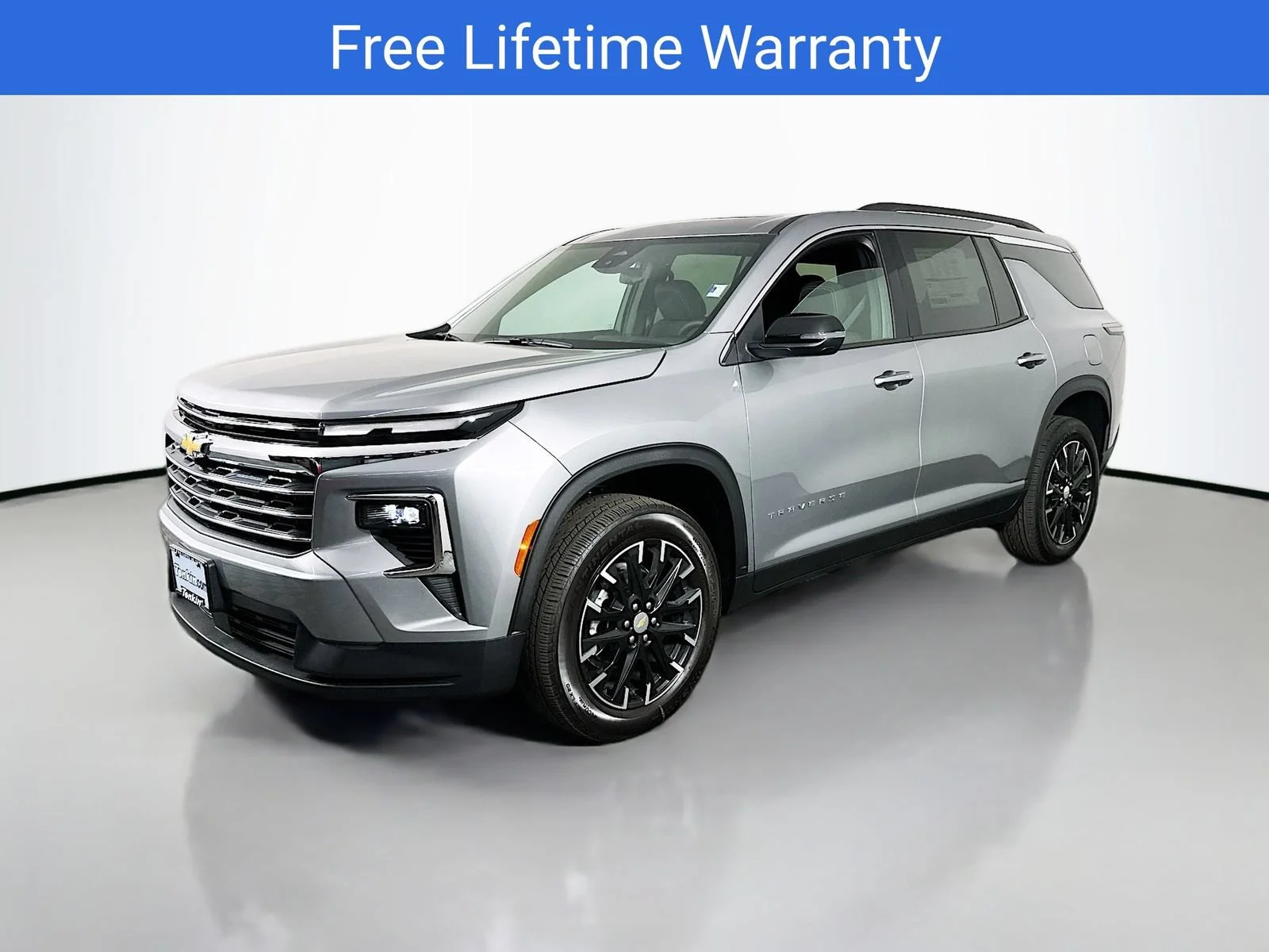 2026 Chevrolet Traverse LT - Photo 4