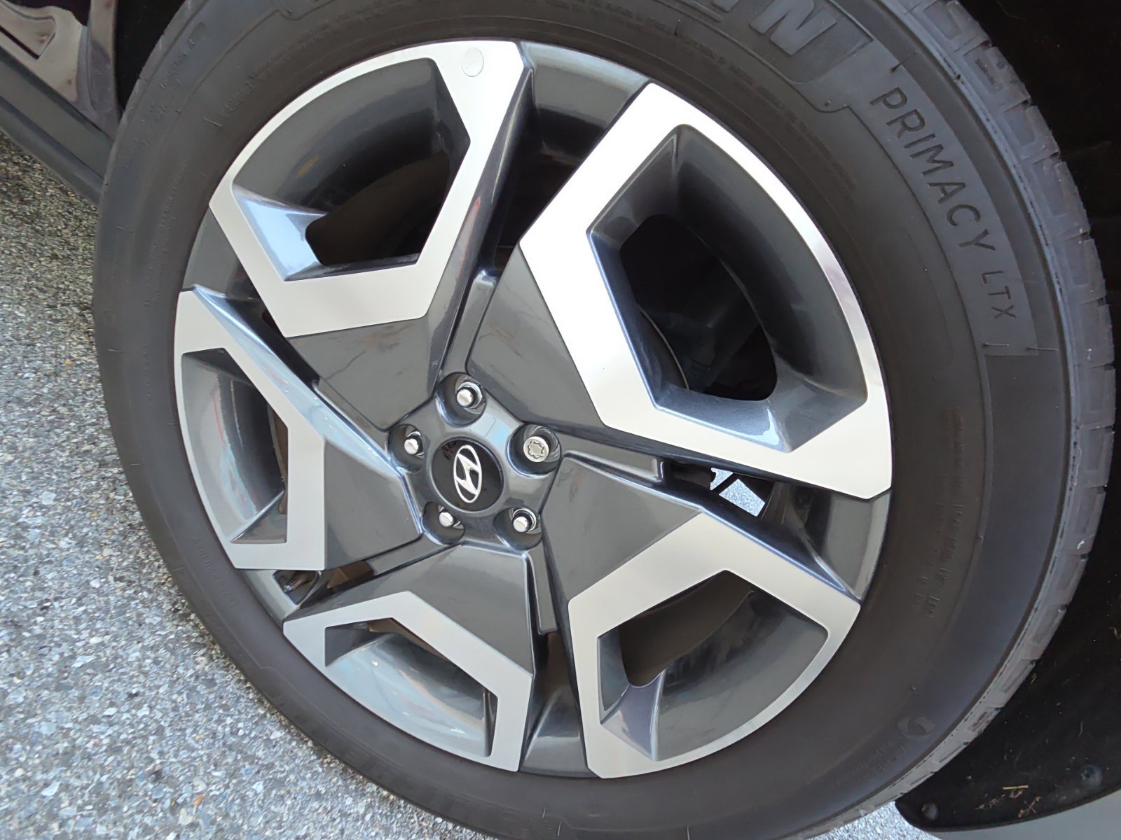 Used 2024 Red Hyundai Limited image 30