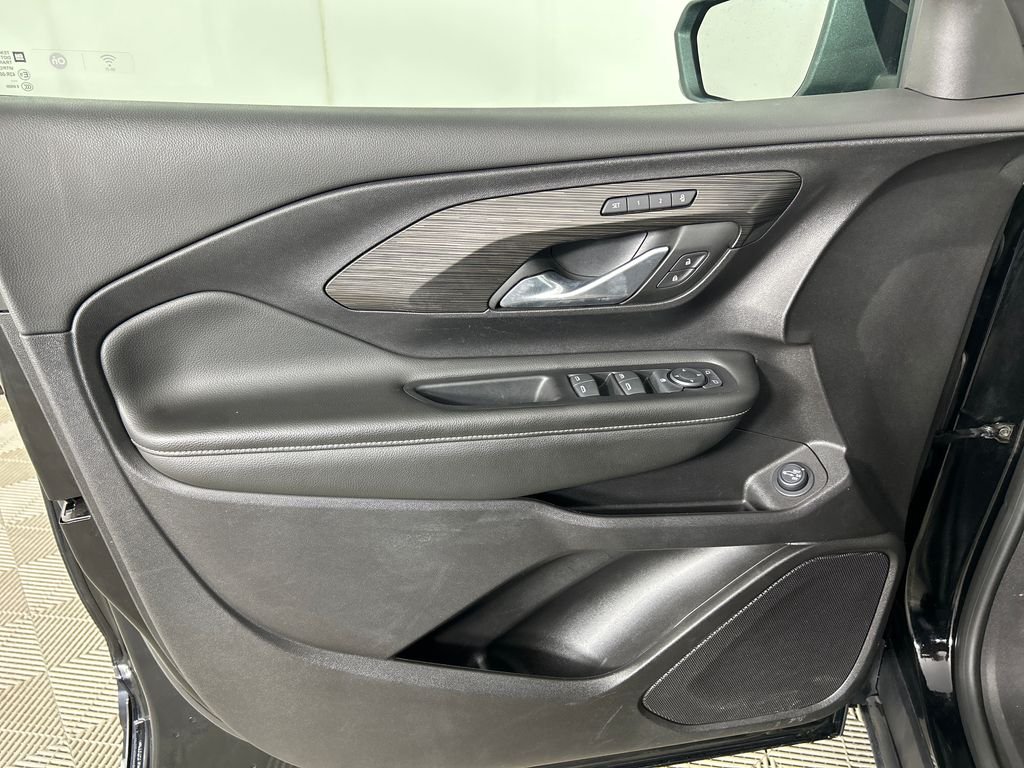 Used 2024 Black GMC SLT image 11