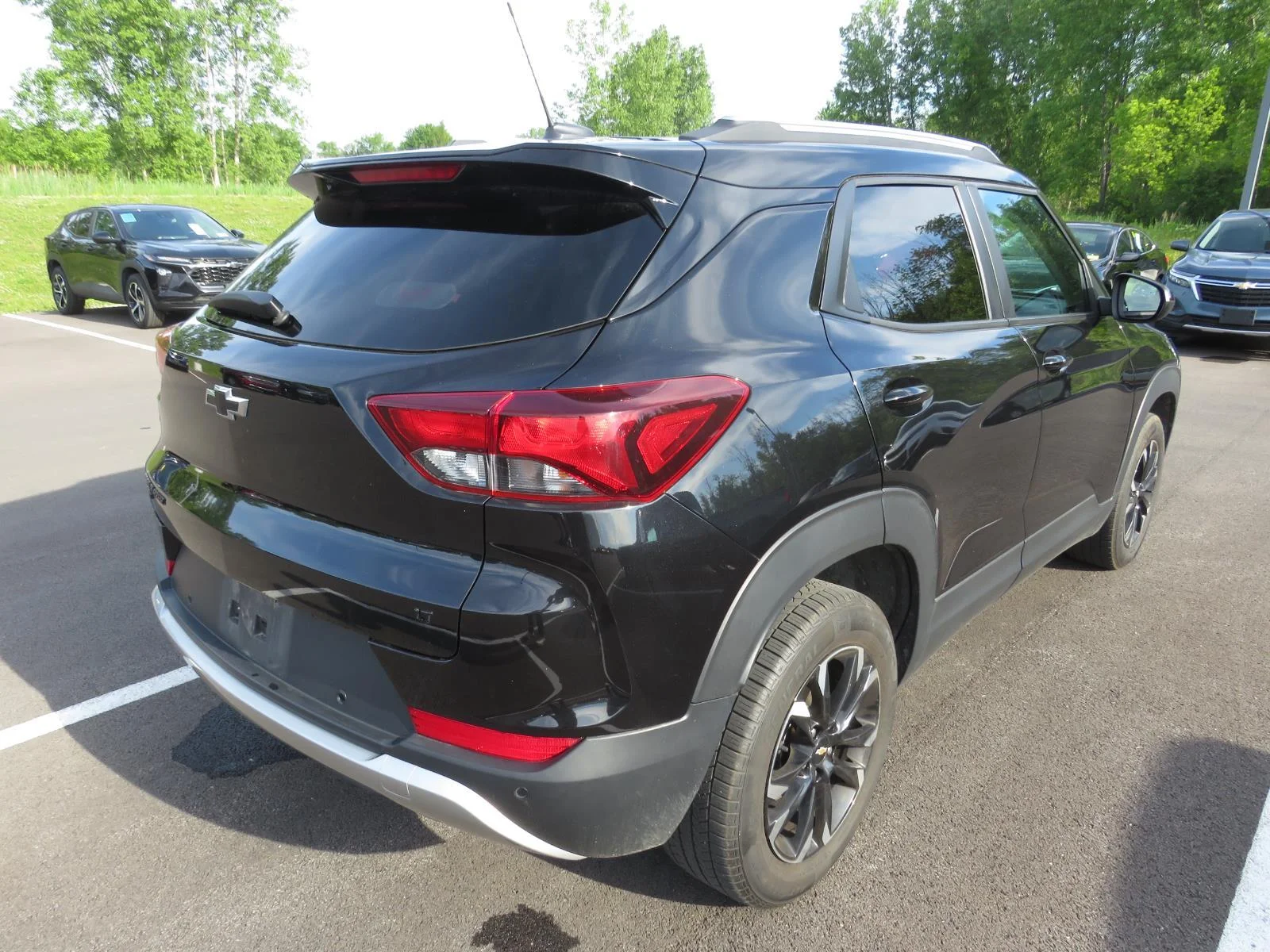 Used 2021  CHEVROLET TRUCK  image 6