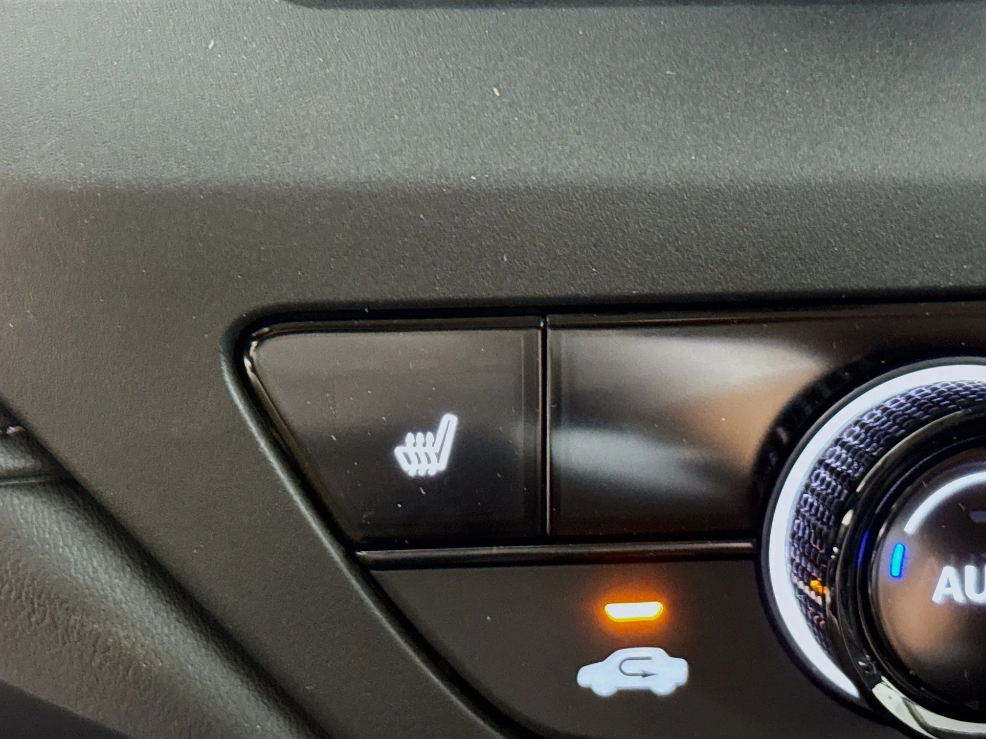 2025 Honda Accord SE - Photo 16