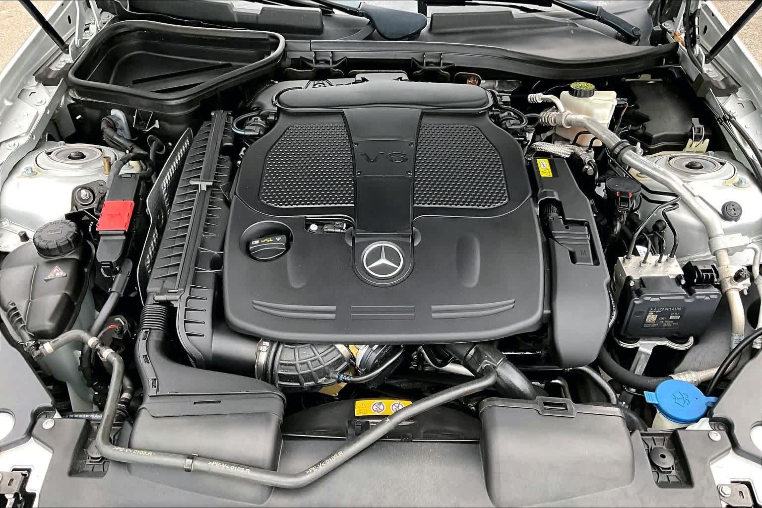 Used 2014 Iridium Silver Metallic Mercedes-Benz SLK 350 image 29