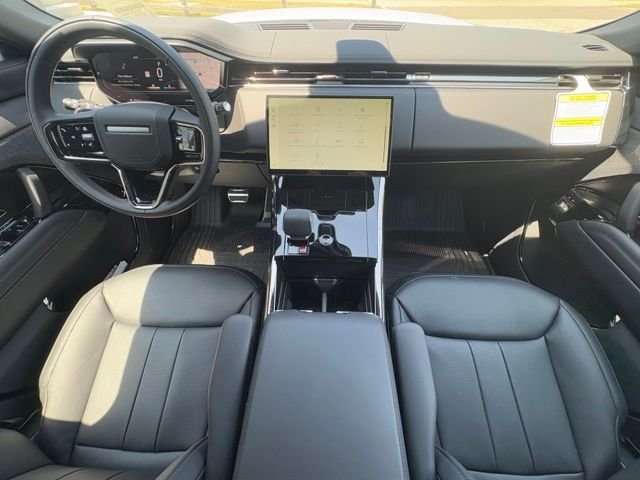 New 2026 Fuji White Land Rover Dynamic SE image 40