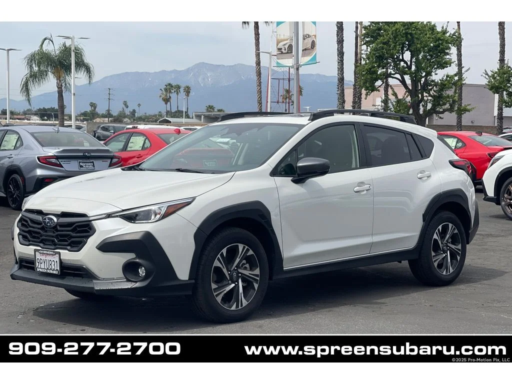 2024 Subaru Crosstrek Premium CVT's photo