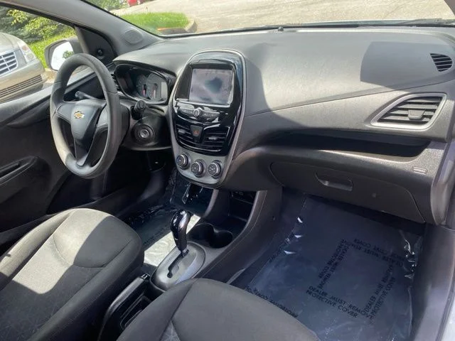 Used 2020 White Chevrolet LS image 23