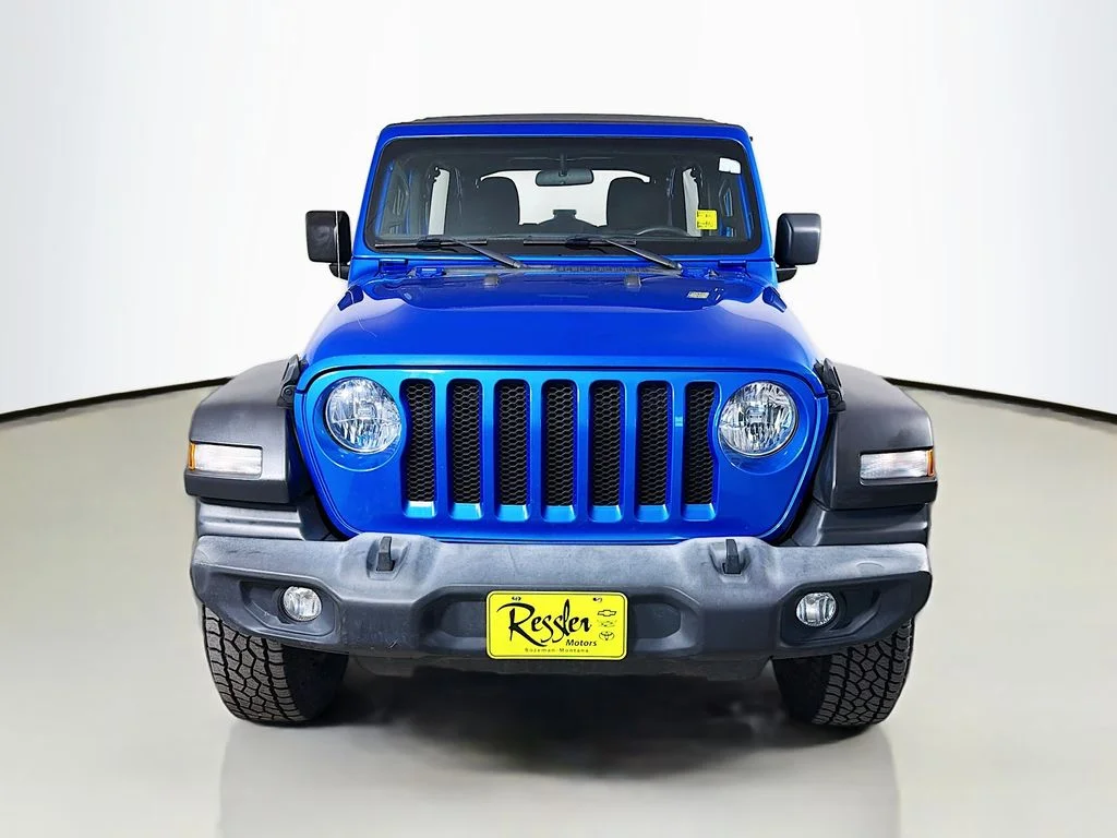 Used 2021 Blue Jeep Unlimited Sport image 2