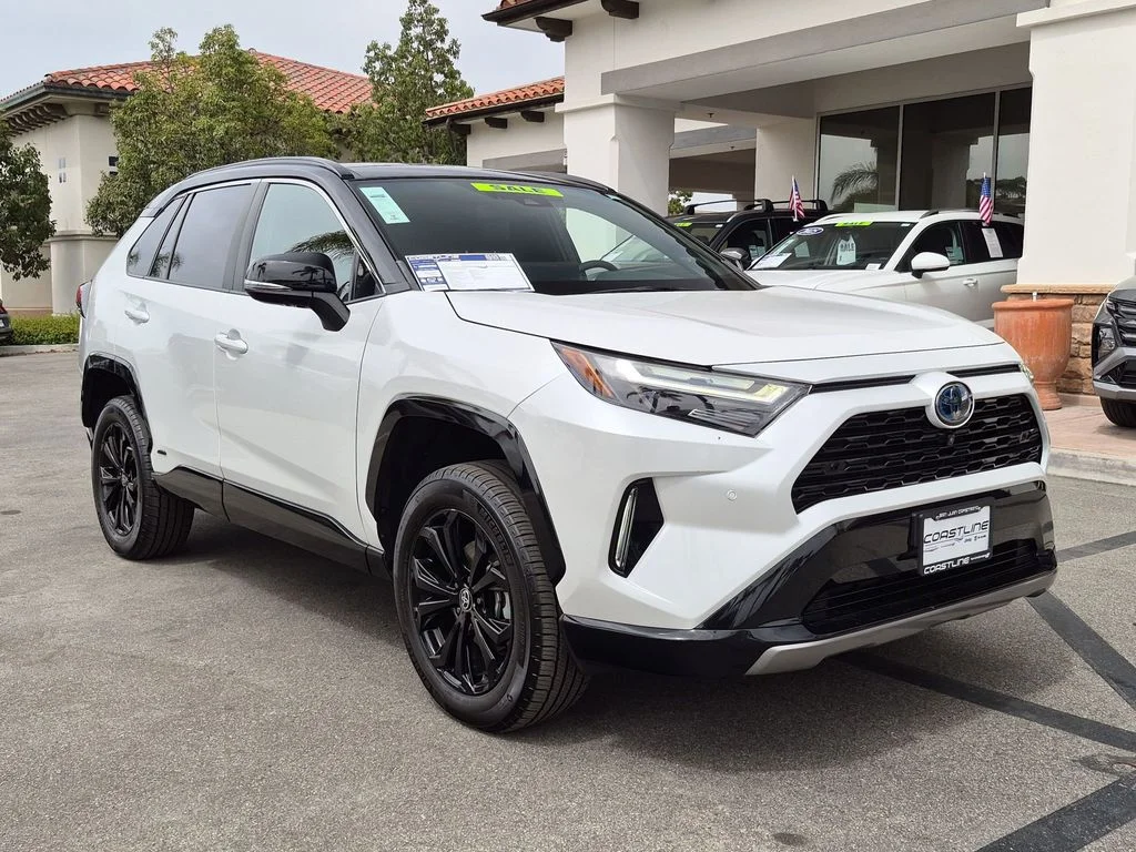Used 2023 Beige Toyota XSE image 3