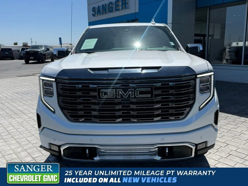 Used 2023 White Frost Tricoat GMC Denali Ultimate image 3