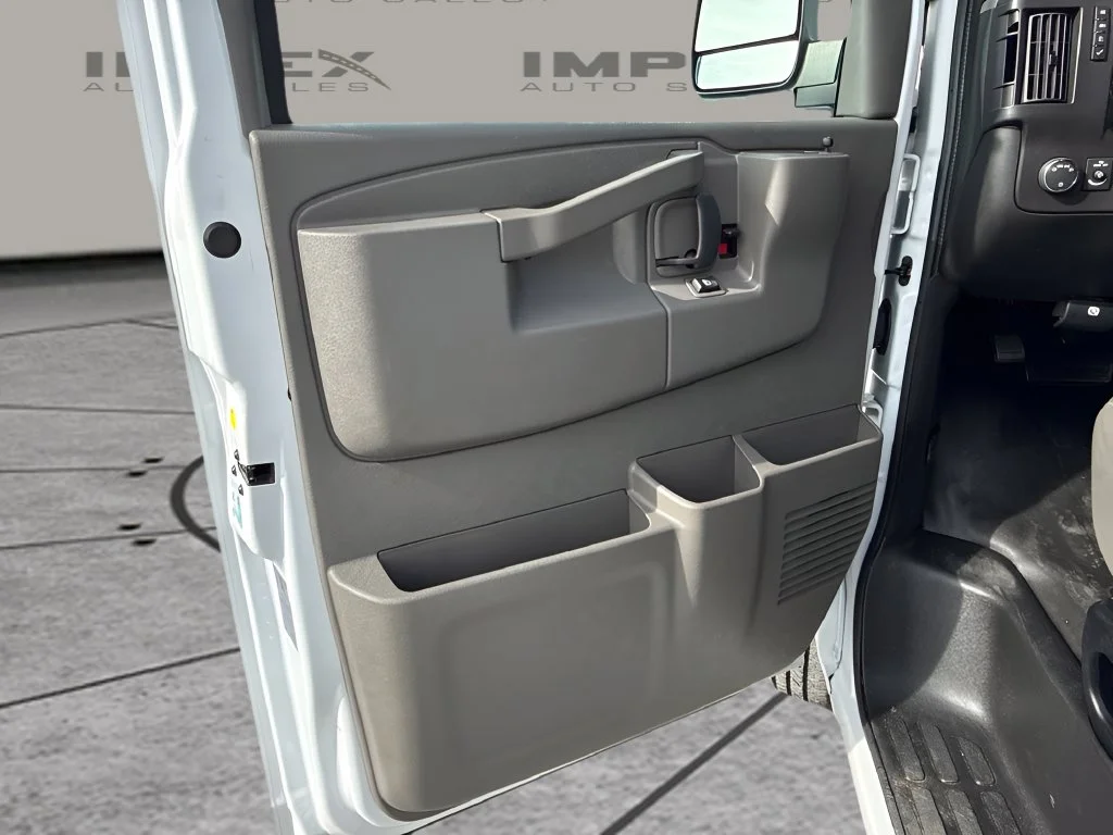 Used 2024 White Chevrolet LS image 19