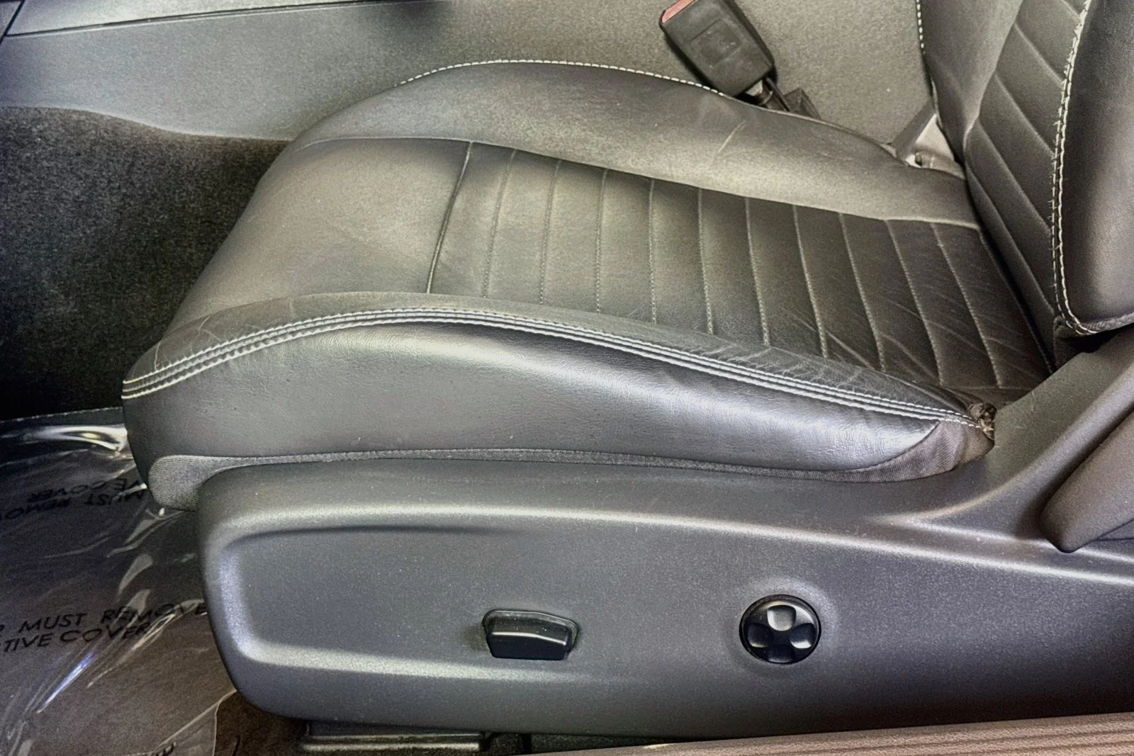 Used 2011 Billet Metallic Dodge  image 16