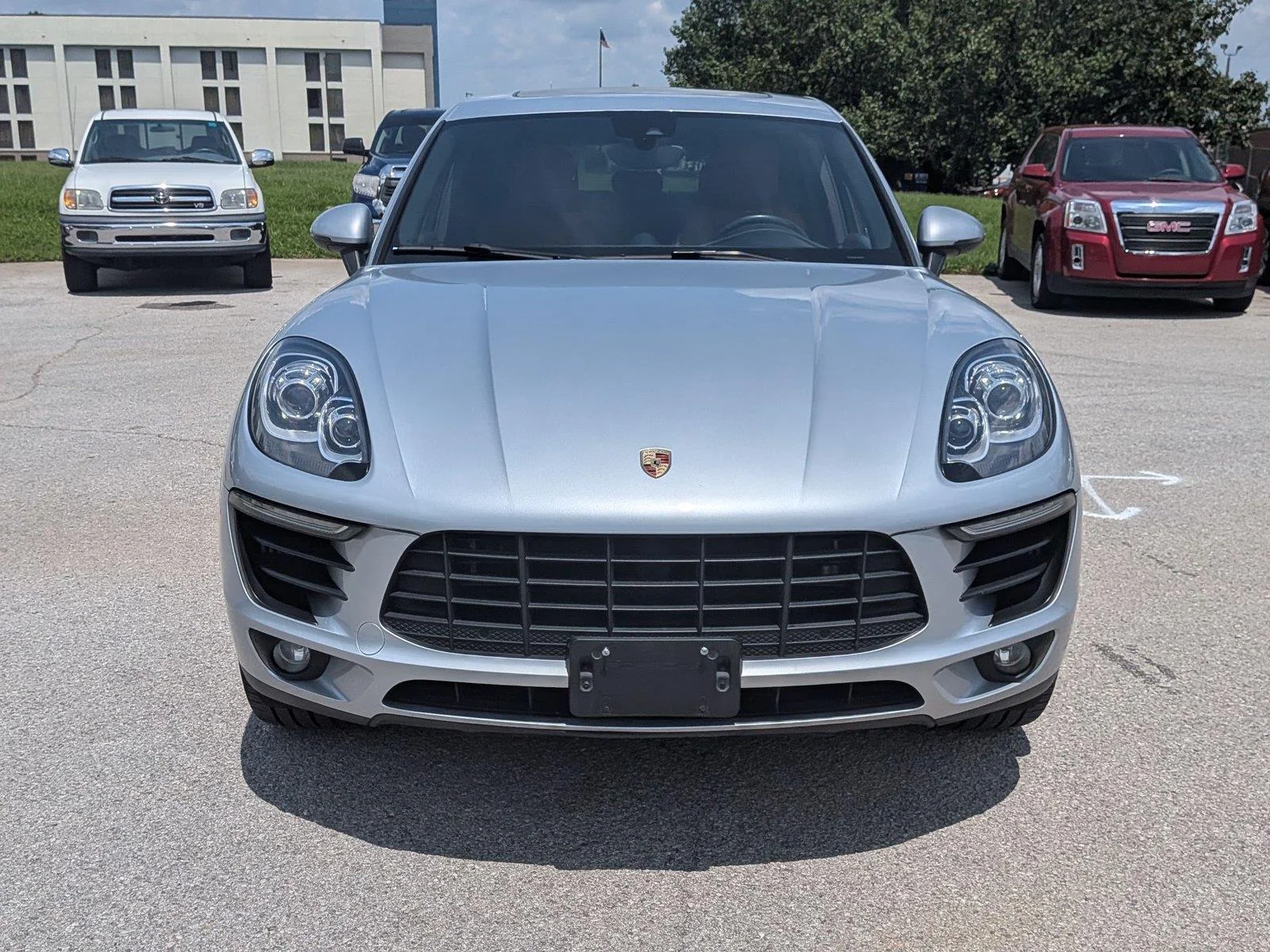 Used 2018 Rhodium Silver Metallic Porsche S image 8