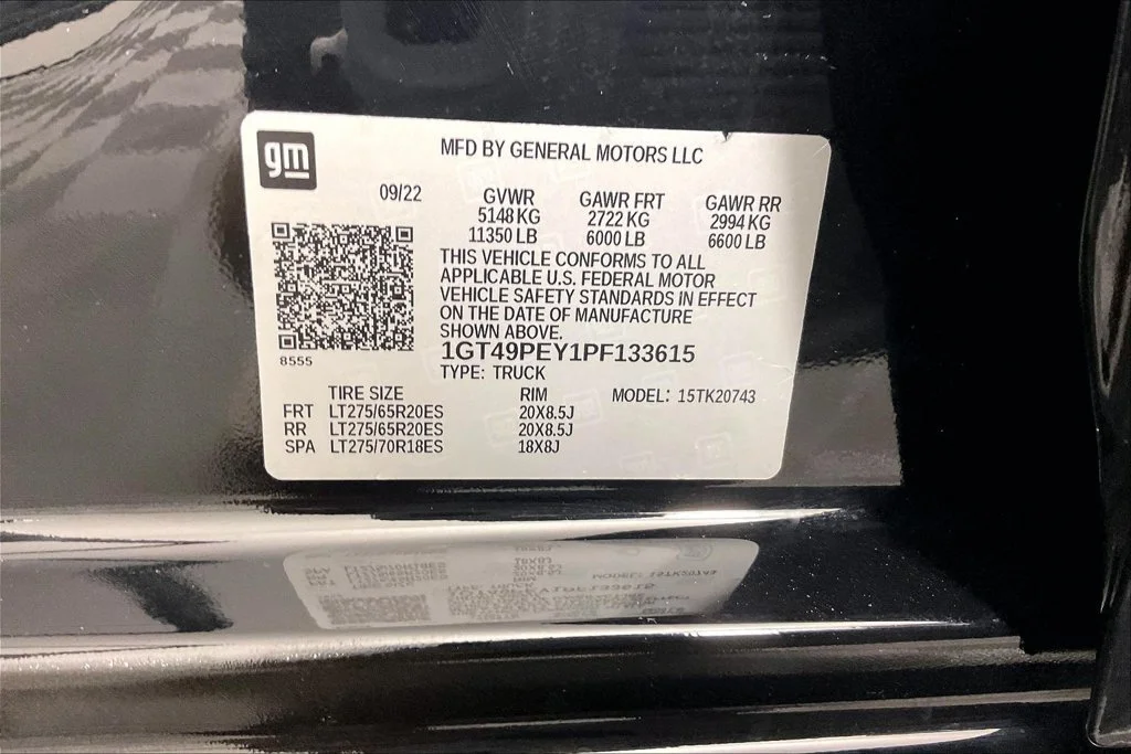Certified Used 2023 ONYX BLACK GMC AT4 image 18
