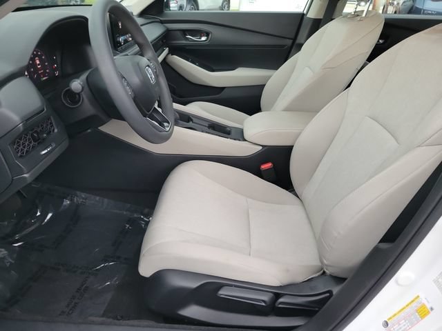 2025 Honda Accord LX - Photo 17