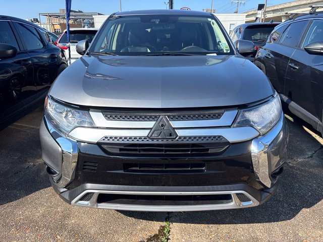 2020 Mitsubishi Outlander SE