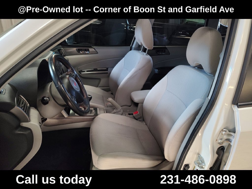 Used 2011 White Subaru 2.5X image 14