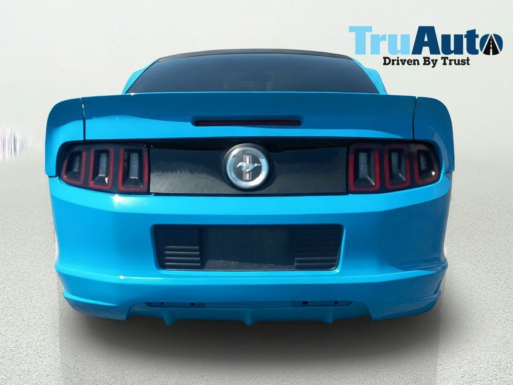 Used 2014 Blue Ford V6 image 6