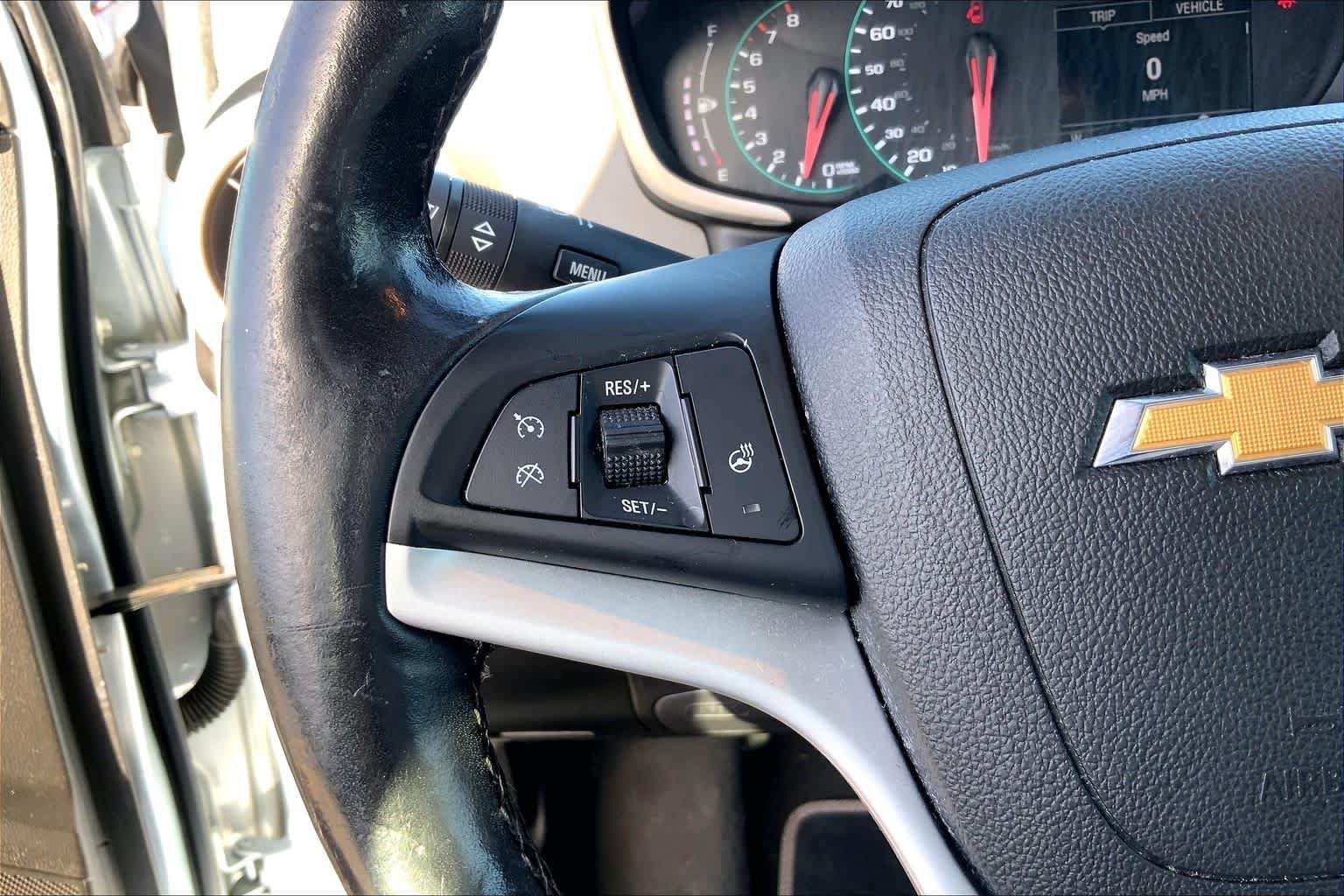 Used 2018 Arctic Blue Metallic Chevrolet LT image 24