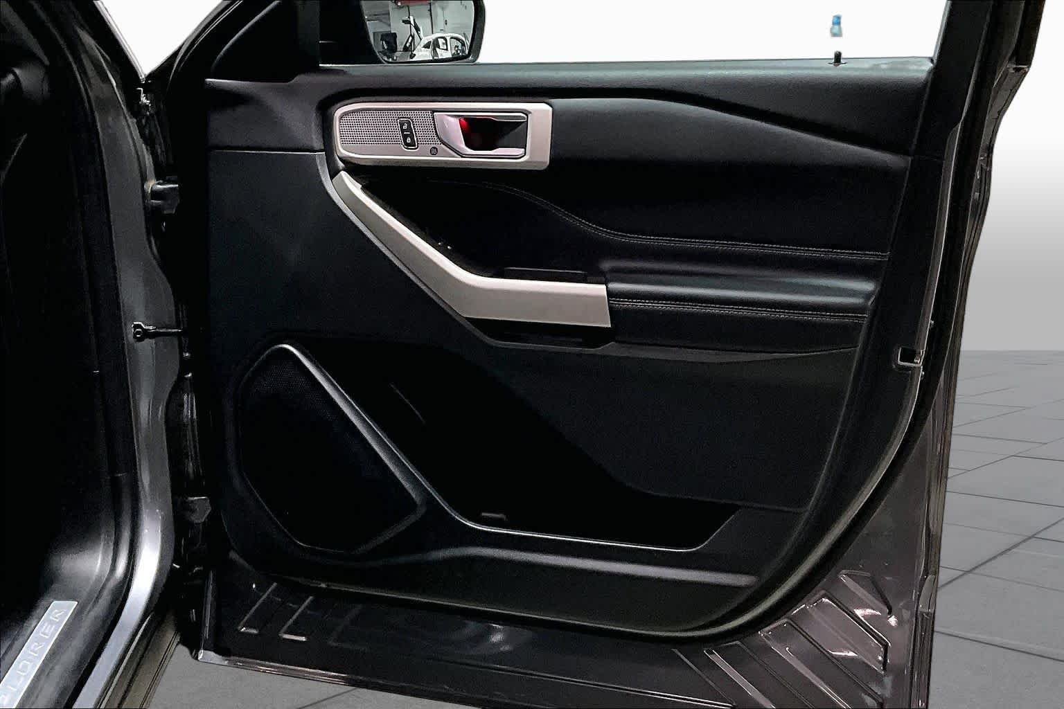 Used 2022 Carbonized Gray Metallic Ford Limited image 23