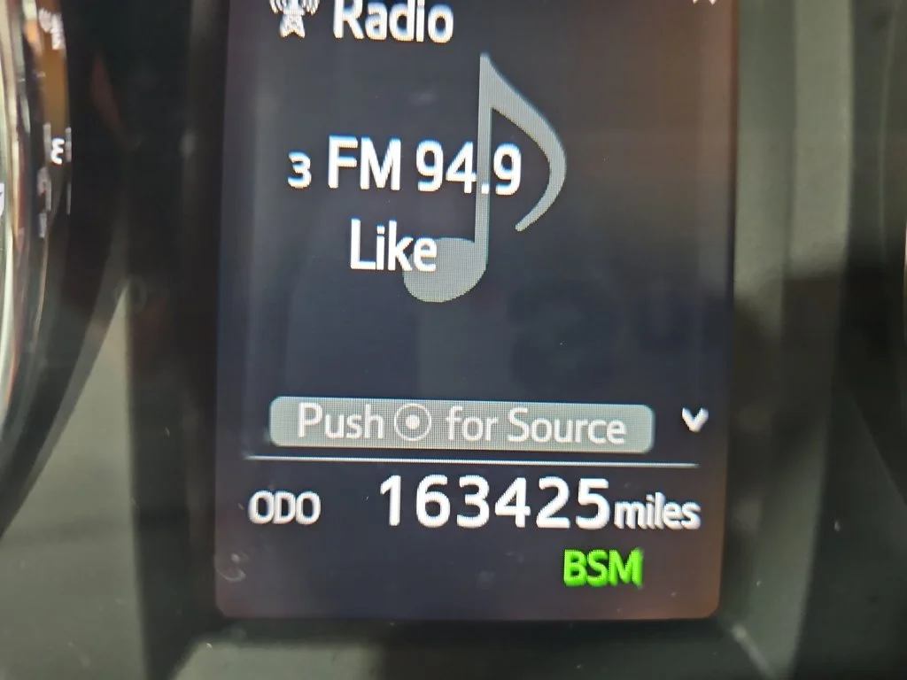 Used 2017 Silver Toyota Platinum image 16