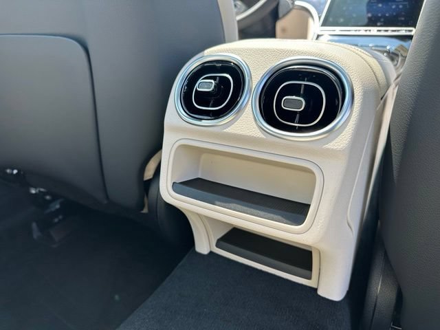New 2026 Polar White Mercedes-Benz C 300 image 58