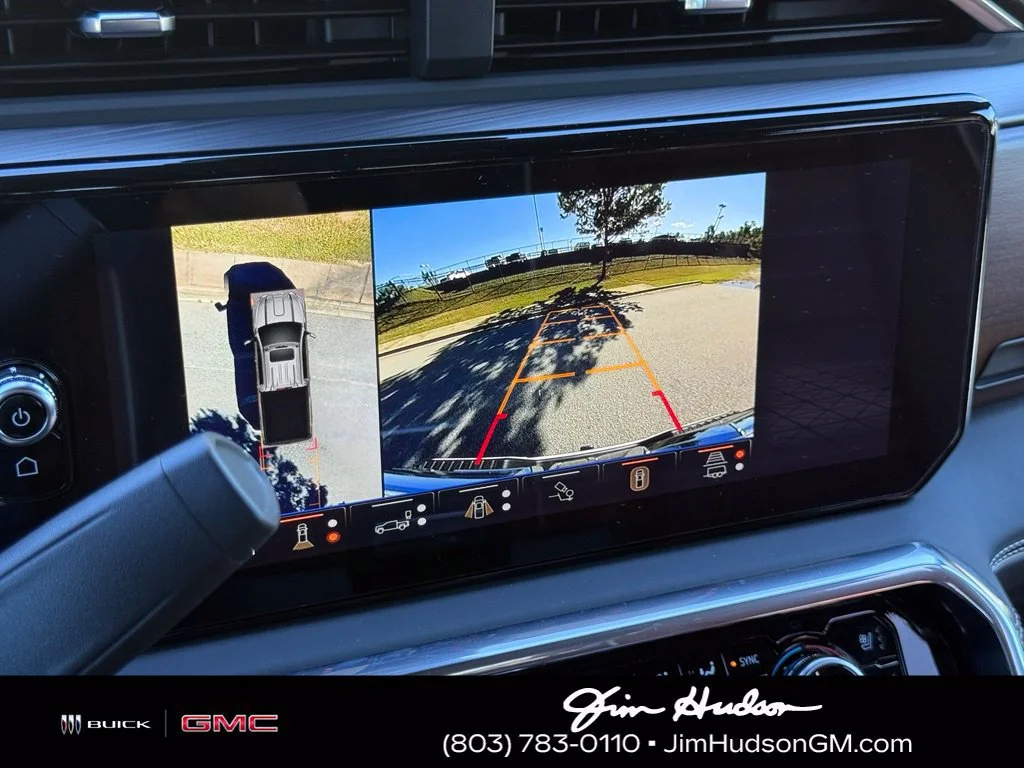 Used 2026 Glacier White Tricoat GMC Denali Ultimate image 5