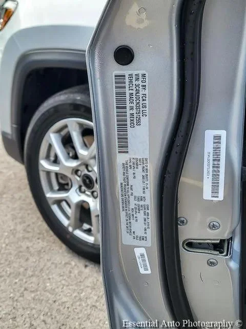 Certified Used 2025 Silver Jeep Limited image 15