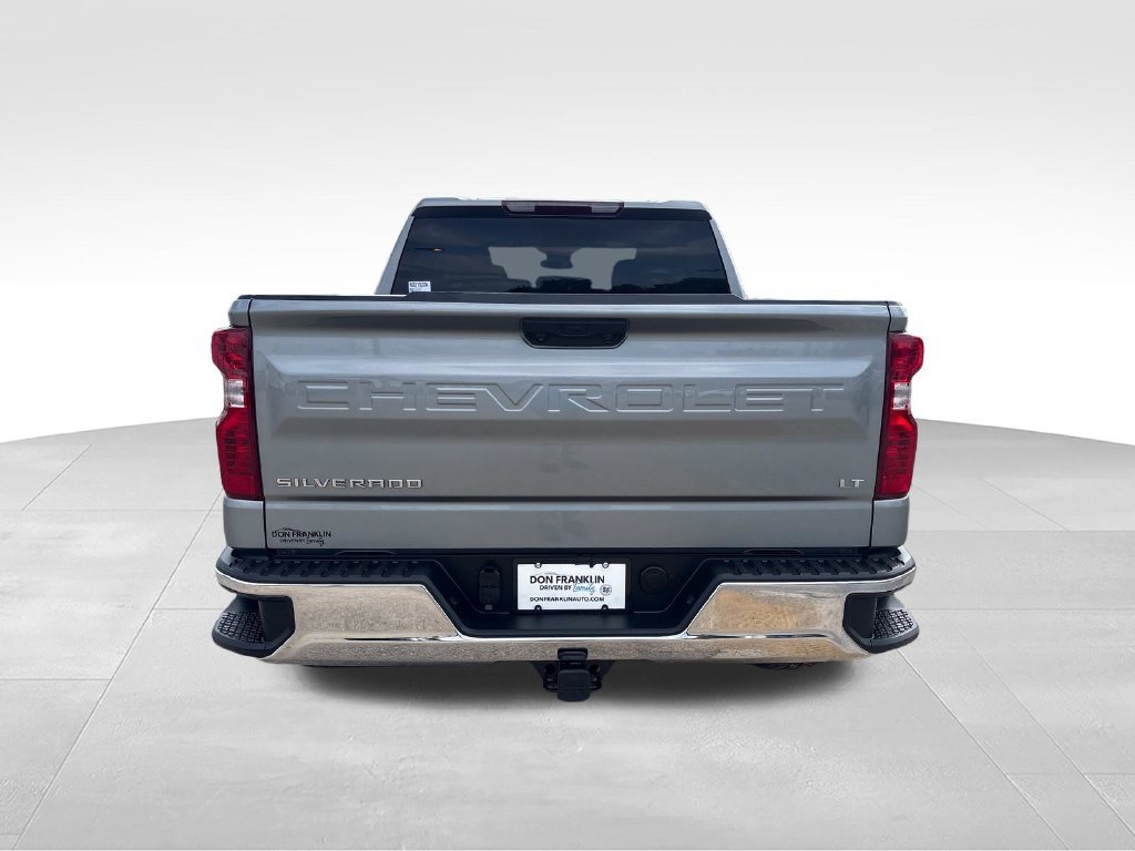 Used 2024 Gray Chevrolet LT image 4