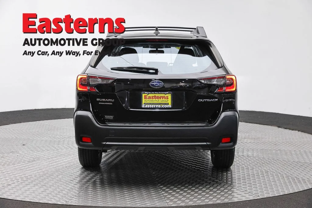 Used 2024 Black Subaru 2.5i image 6