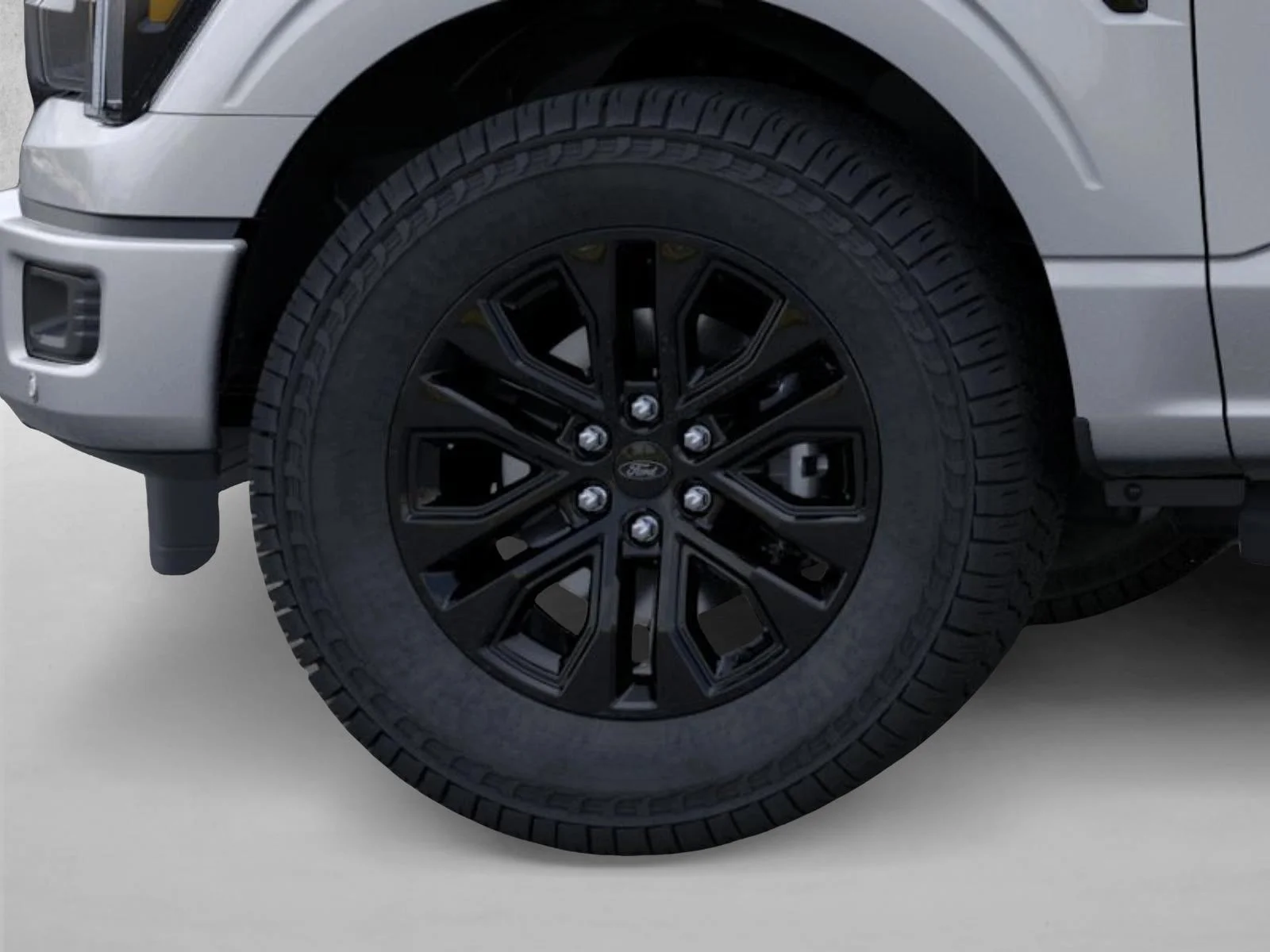 New 2026 Iconic Silver Metallic Ford Lariat® image 19