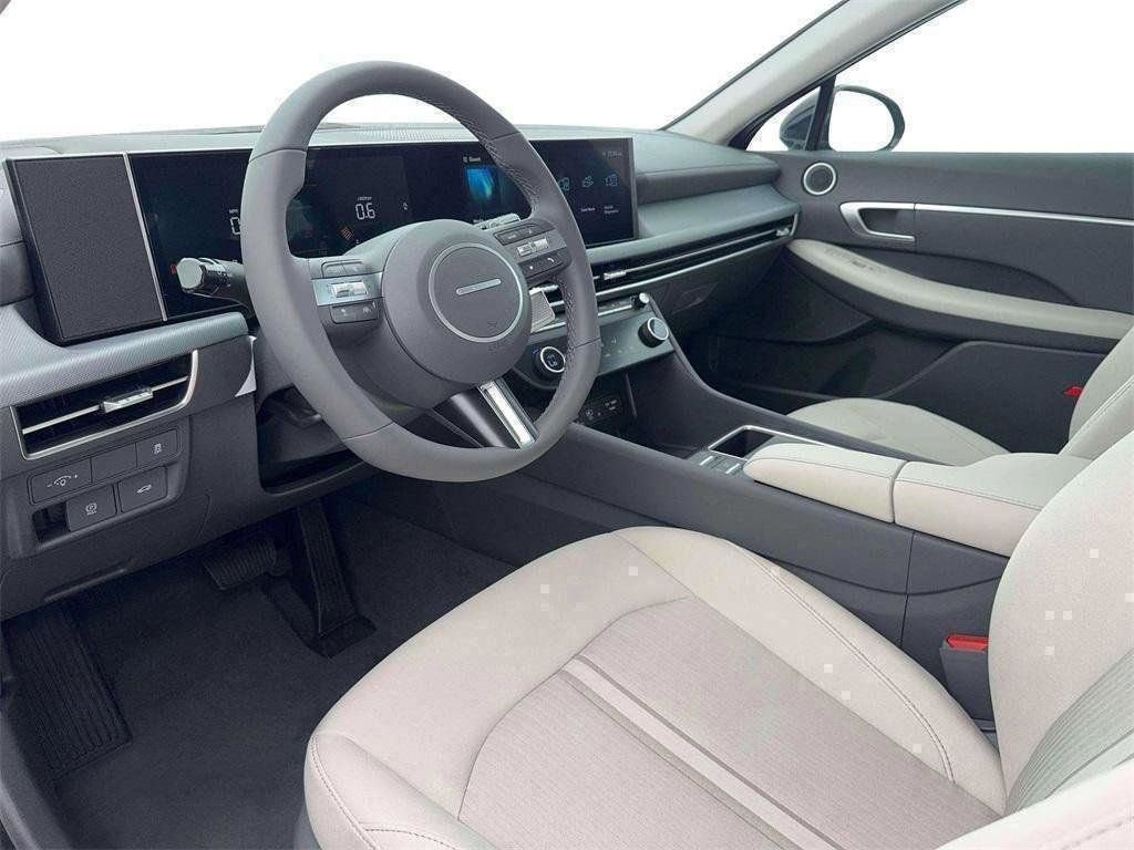 Certified Used 2026 Gray Hyundai SEL Sport image 14