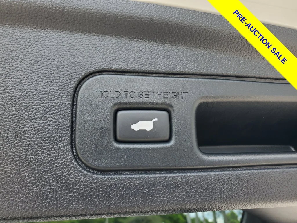 Used 2024 White Acura A-Spec image 9