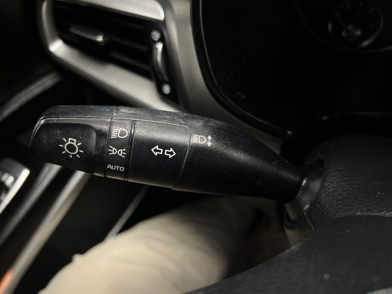 Used 2020 Purple Kia LX image 20