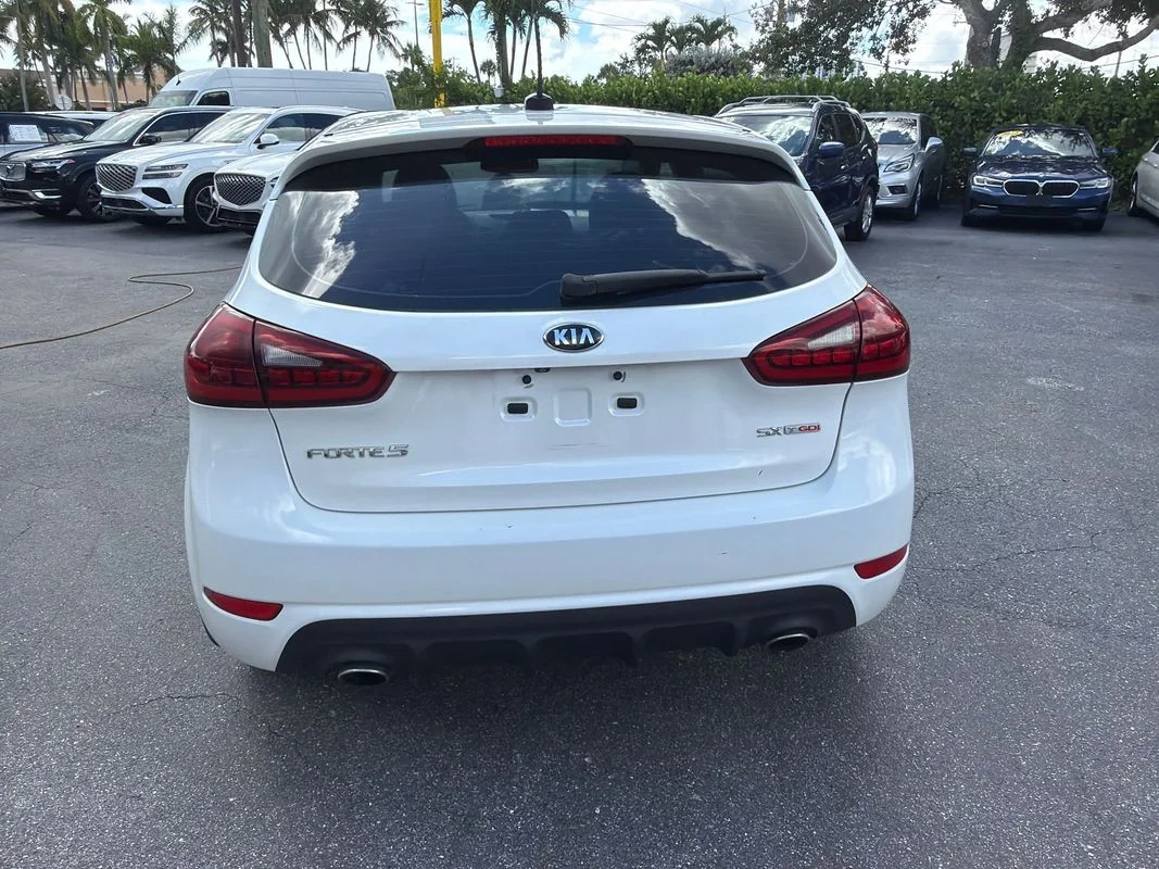 Used 2018 White Kia SX image 4