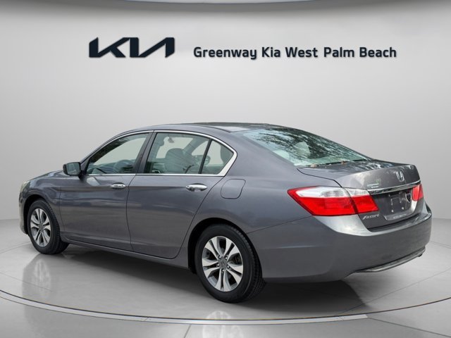 Used 2015  Honda LX image 5