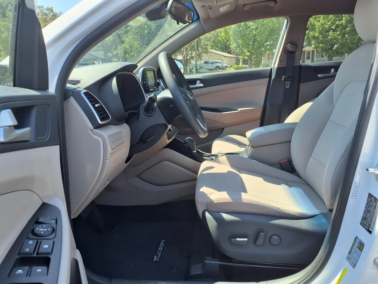 Used 2020  HYUNDAI VALUE FWD image 21