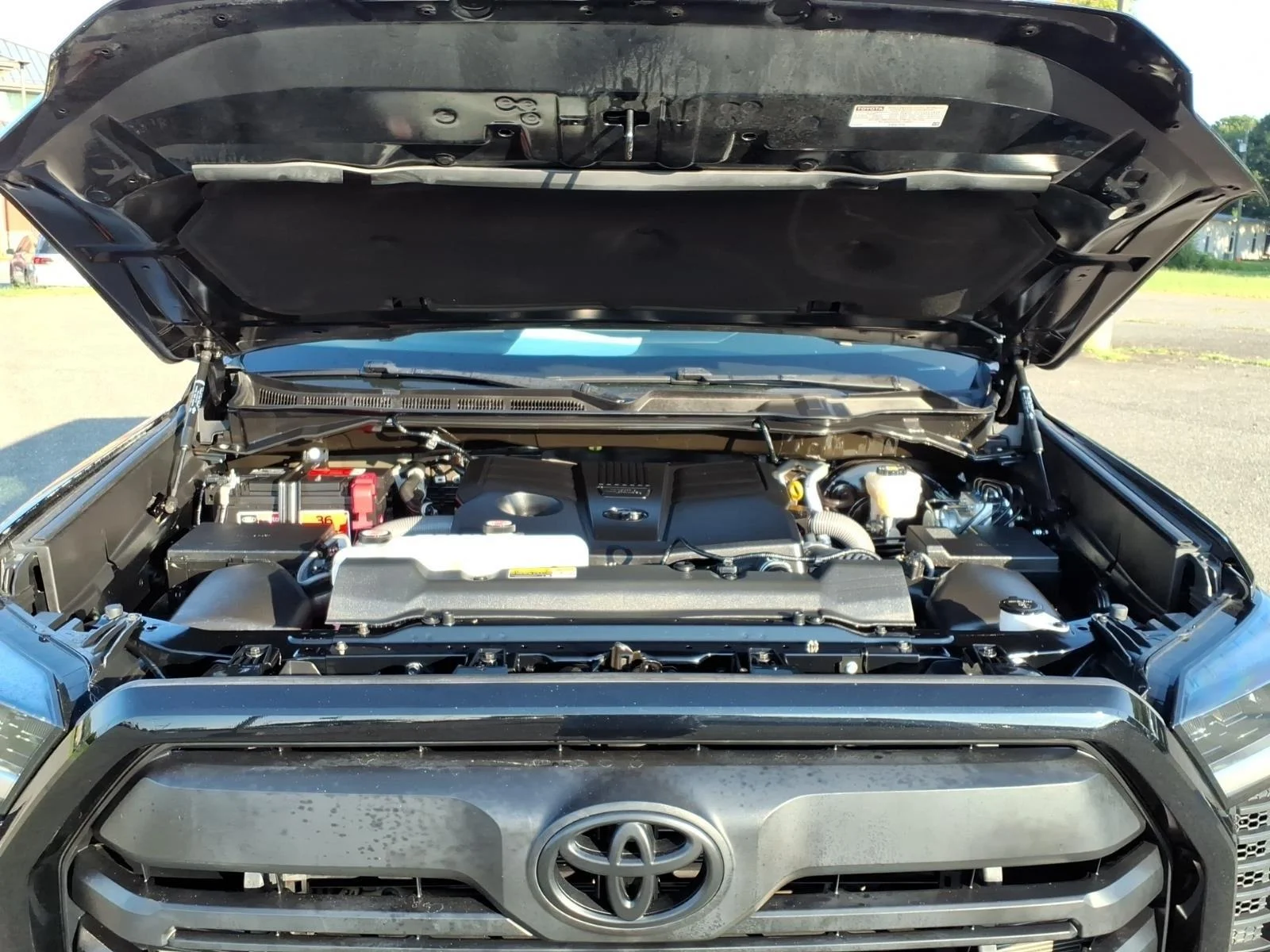 Used 2023 Midnight Black Metallic Toyota SR5 image 30
