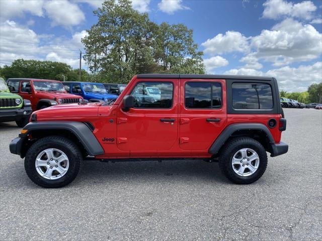 Used 2022 Firecracker Red Clearcoat Jeep Sport S image 7