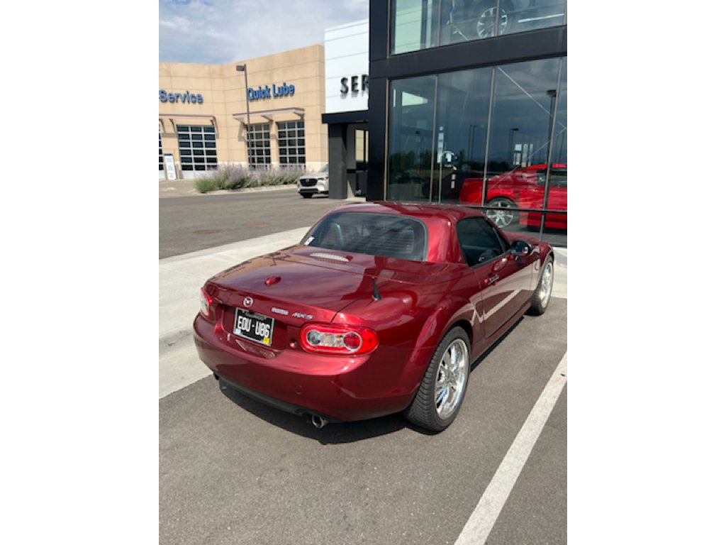 Used 2010 Copper Red Mica Mazda Grand Touring image 4