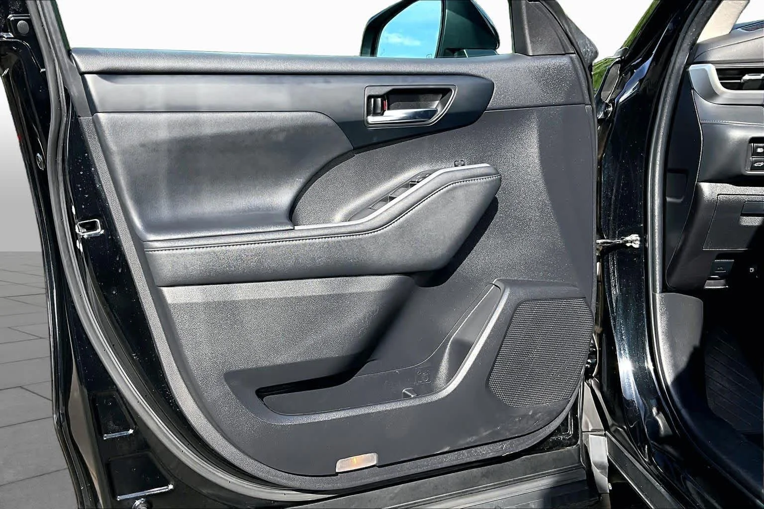 Used 2023 Midnight Black Metallic Toyota XLE image 21