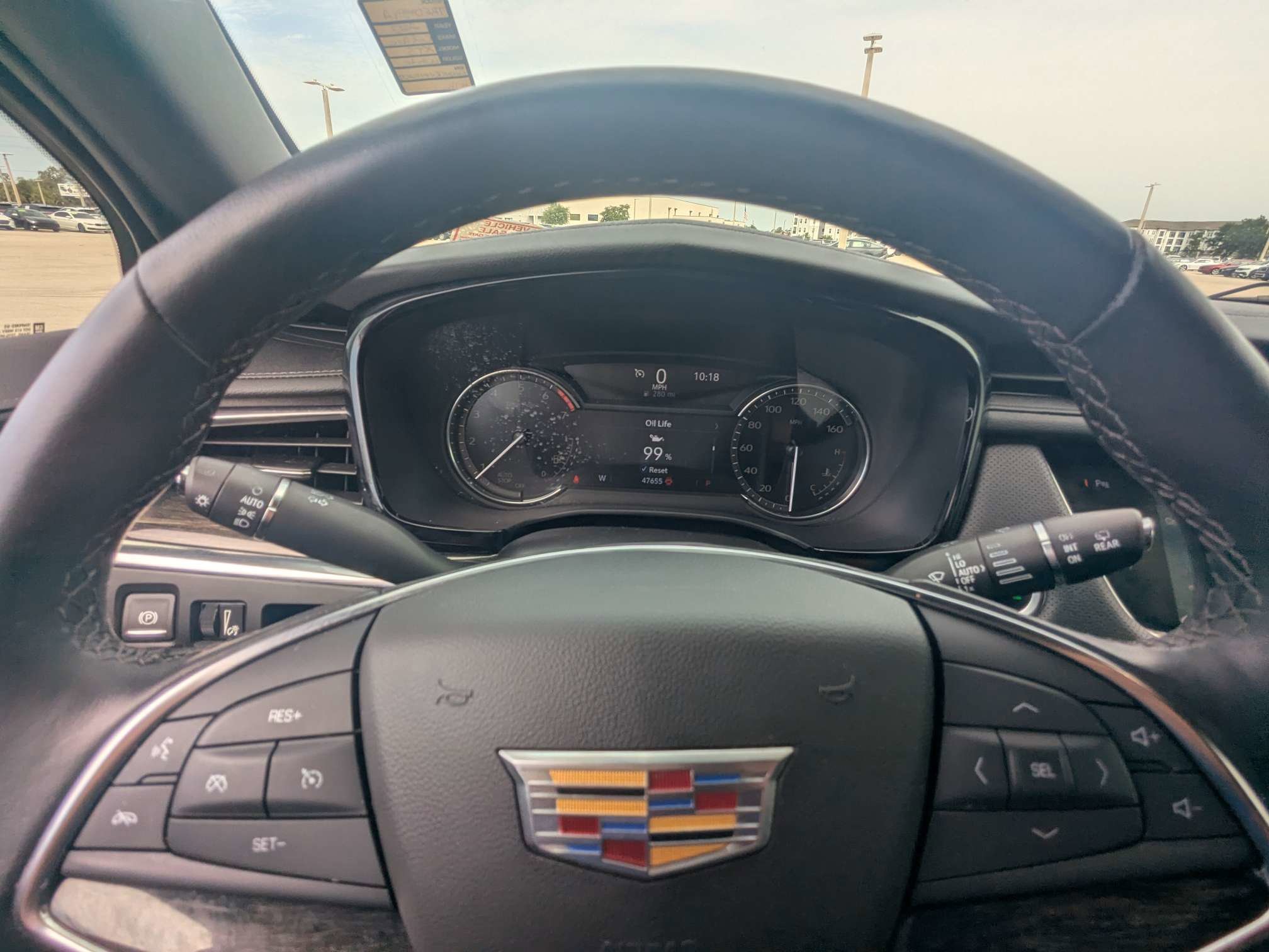 Used 2022 Mary Kay Pearl Tri-Coat Cadillac FWD Premium Luxury image 39
