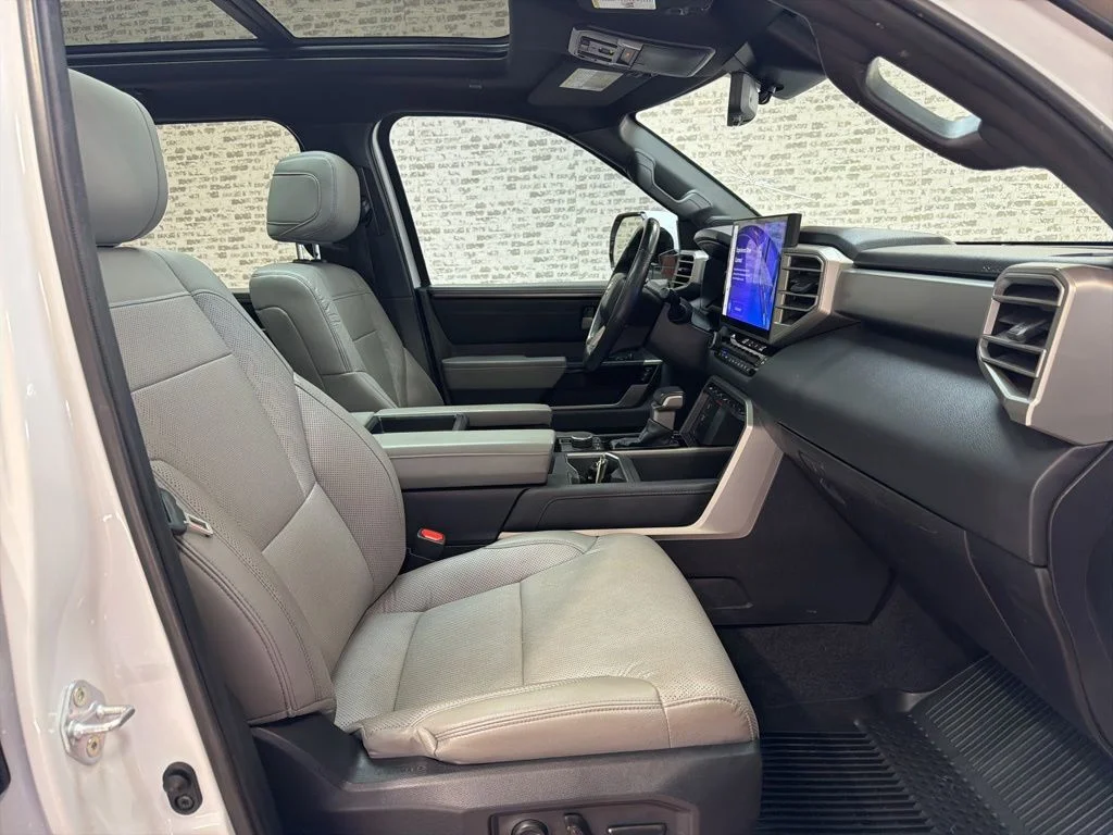 Used 2025 Ice Cap Toyota Limited image 11