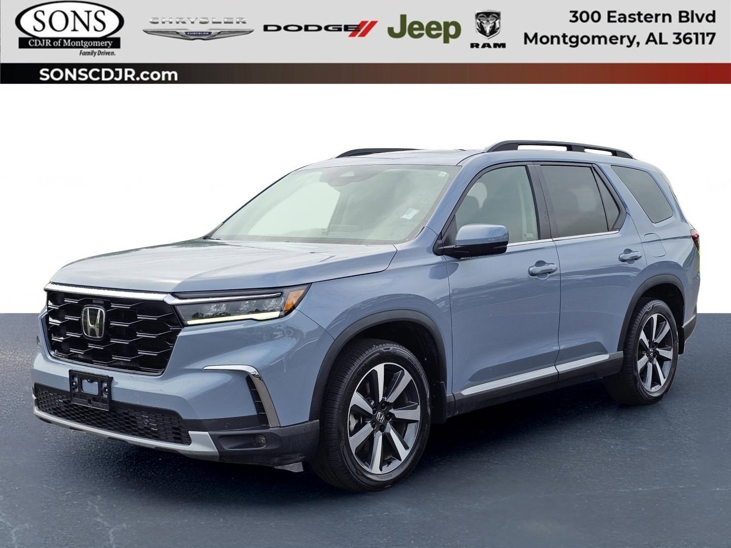 2024 Honda Pilot Touring 2WD's photo