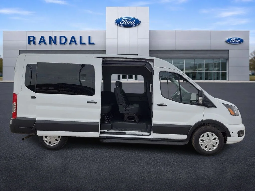 2025 Ford Transit Passenger Van XLT - Photo 9