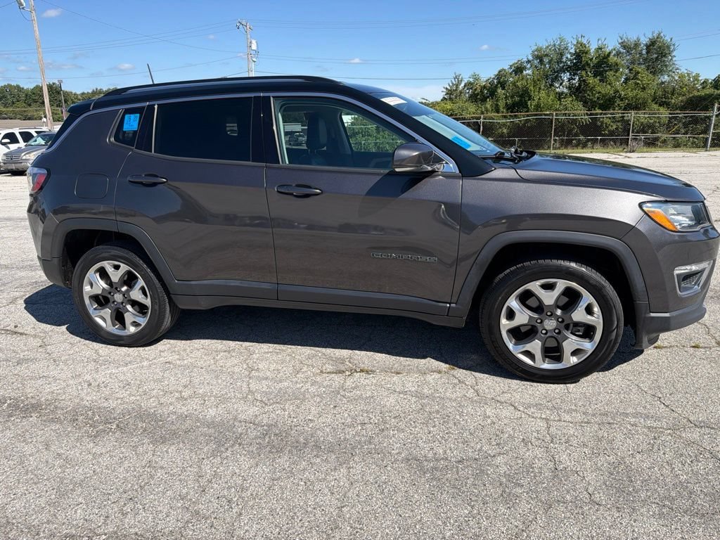Used 2019 Jeep Compass Limited with VIN 3C4NJDCB7KT817754 for sale in Kansas City