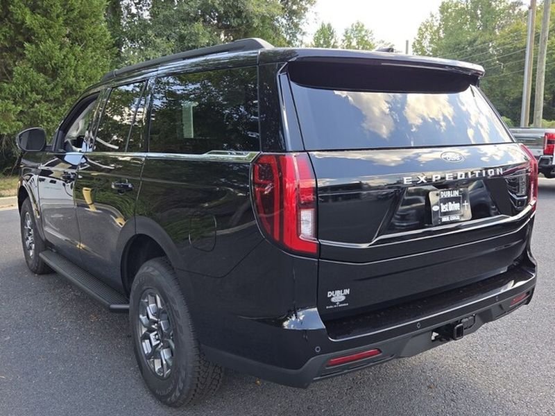 New 2027 Agate Black Metallic Ford Active image 14